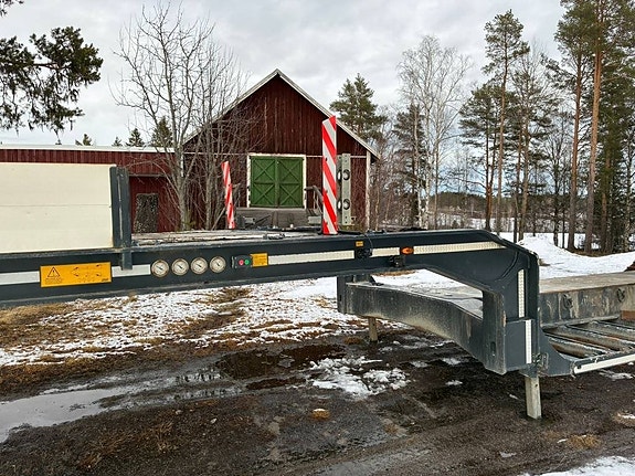 Rojo Trailer 3axl Skogjumbo BIG 23 of 24