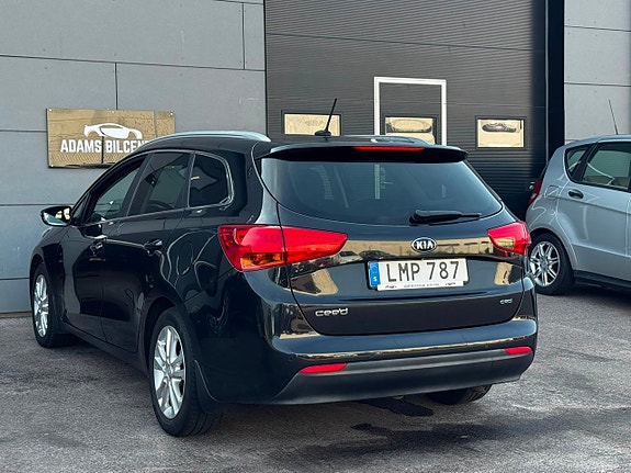 Kia Ceed 4 of 15
