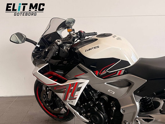 Zontes ZT703RR | Quickshift | Navi 11 of 21