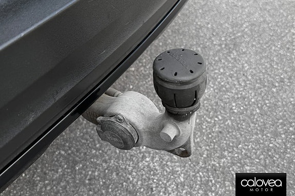 Volvo XC40 15 of 16