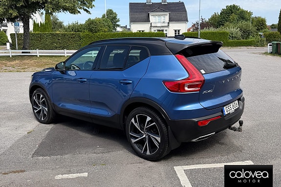 Volvo XC40 5 of 16