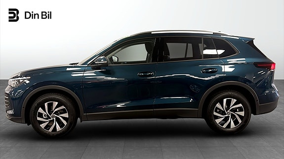 Volkswagen Tiguan 2 of 13