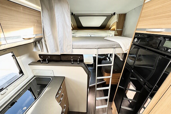 Adria Matrix 670 SL *Finansiering / Långbädd / Taksäng / AC Bodel / 5-sits / 3500 kg 3 of 12