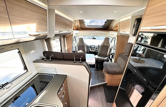 Adria Matrix 670 SL *Finansiering / Långbädd / Taksäng / AC Bodel / 5-sits / 3500 kg 11 of 12