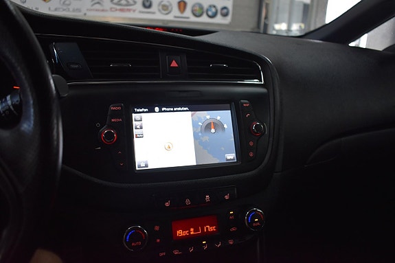 Kia Ceed 12 of 15