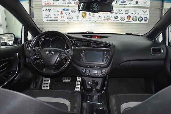Kia Ceed 10 of 15