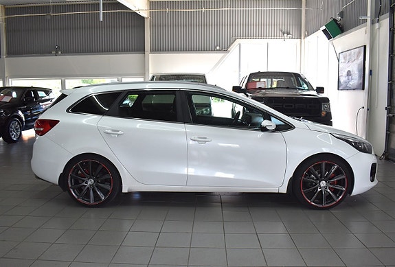 Kia Ceed 2 of 15