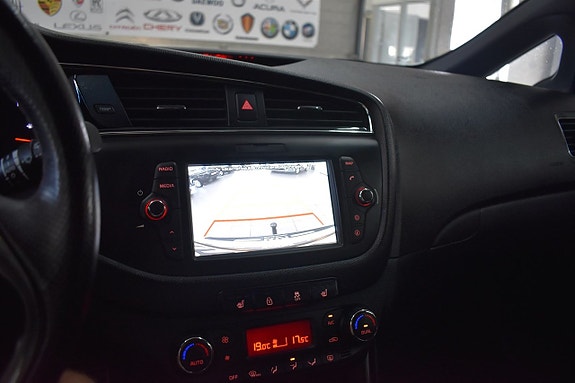 Kia Ceed 11 of 15