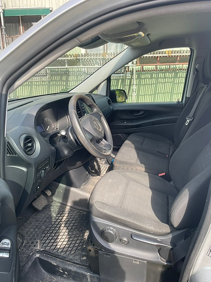 Mercedes-Benz eVito 111 5 of 6