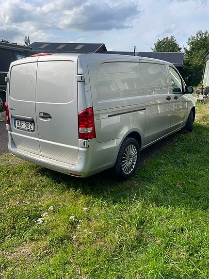 Mercedes-Benz eVito 111 3 of 6