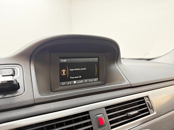 Volvo V70 18 of 26