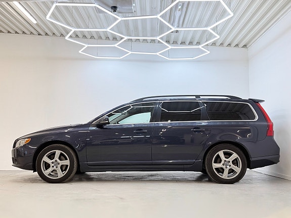 Volvo V70 9 of 26