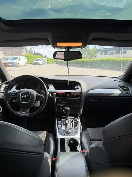 Audi A4 9 of 11