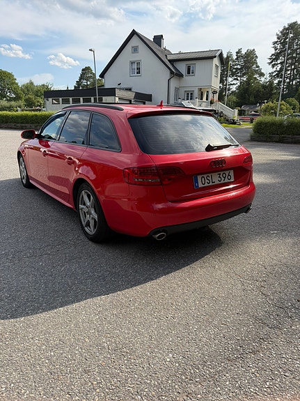 Audi A4 3 of 11