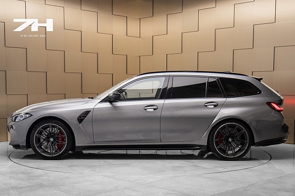 BMW M3 2 of 28
