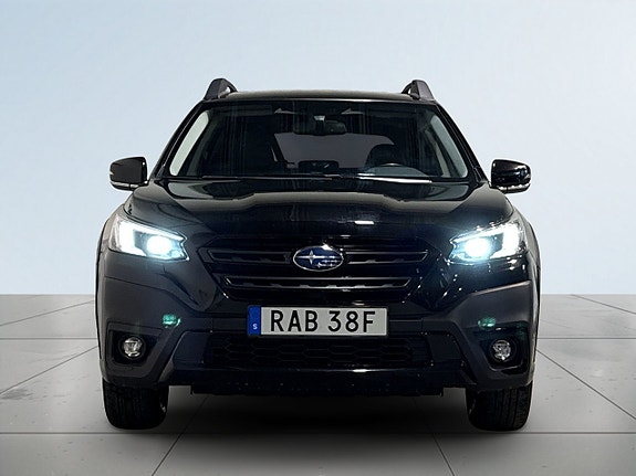 Subaru Outback 2 of 19