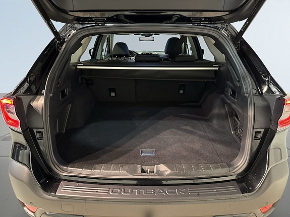 Subaru Outback 12 of 19