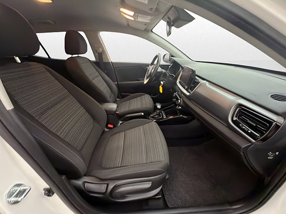 Kia Stonic 14 of 30