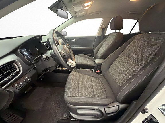 Kia Stonic 11 of 30