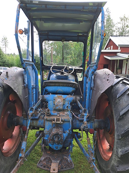 Ford Power fordson major 2 of 4