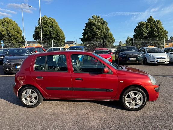 Renault Clio 5 of 23