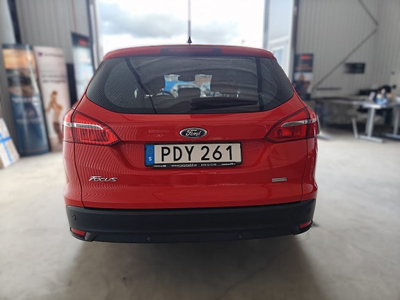 Ford Focus 7 of 19