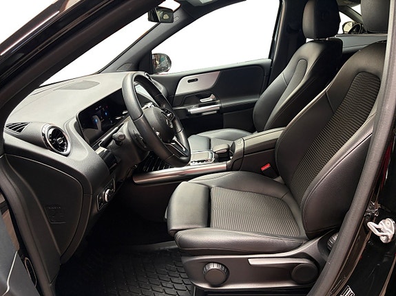Mercedes-Benz B200 d 12 of 19