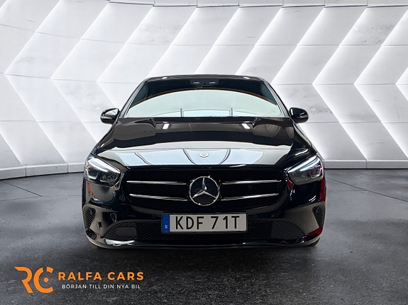 Mercedes-Benz B200 d 8 of 19