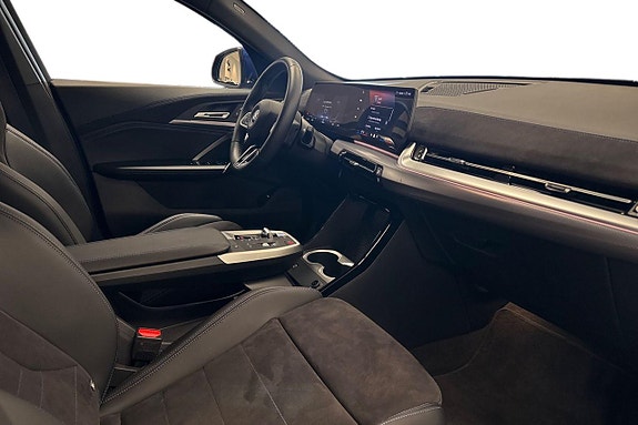 BMW iX2 6 of 18