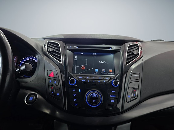 Hyundai i40 14 of 23