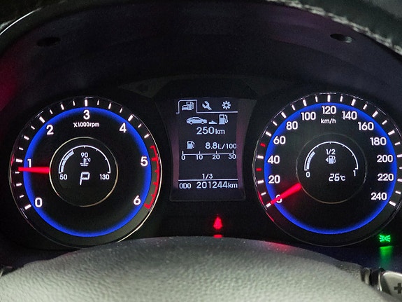 Hyundai i40 13 of 23