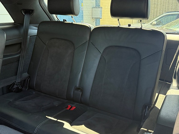 Audi Q7 27 of 30