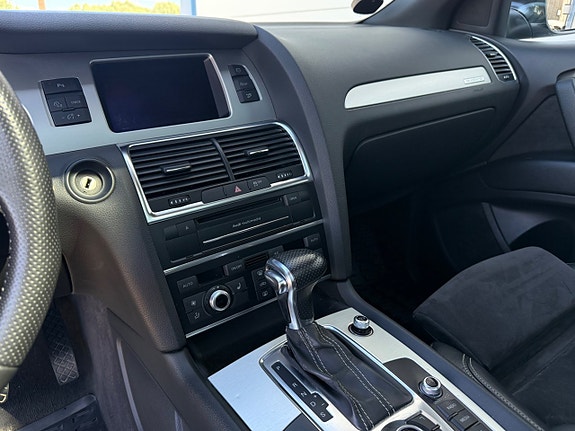 Audi Q7 16 of 30