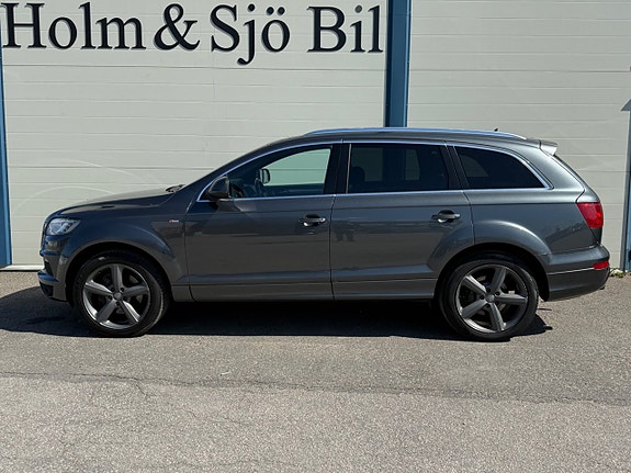 Audi Q7 9 of 30