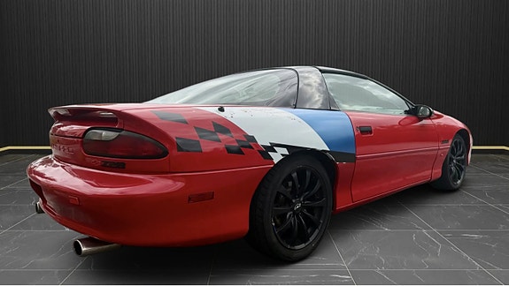 Chevrolet Camaro 4 of 7