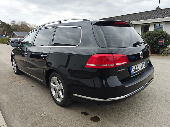 Volkswagen Passat 4 of 6