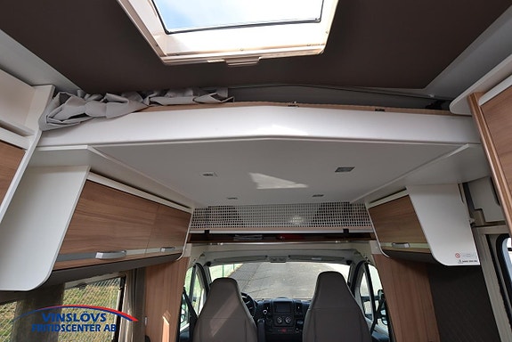 Adria Matrix 670 SL 6 of 12