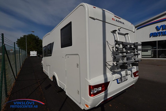 Adria Matrix 670 SL 2 of 12