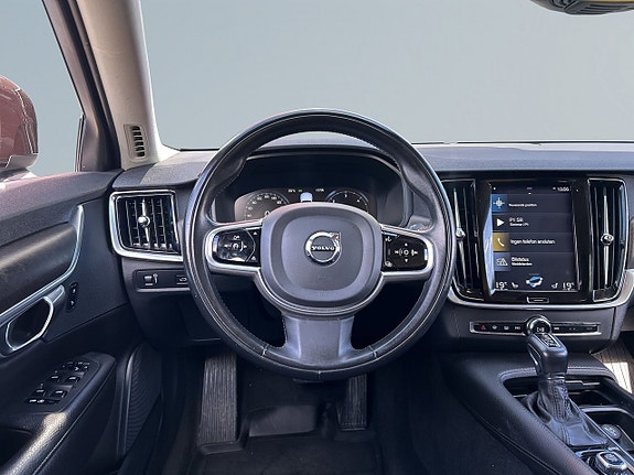 Volvo V90 Cross Country 9 of 19