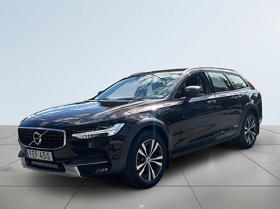 Volvo V90 Cross Country 16 of 19
