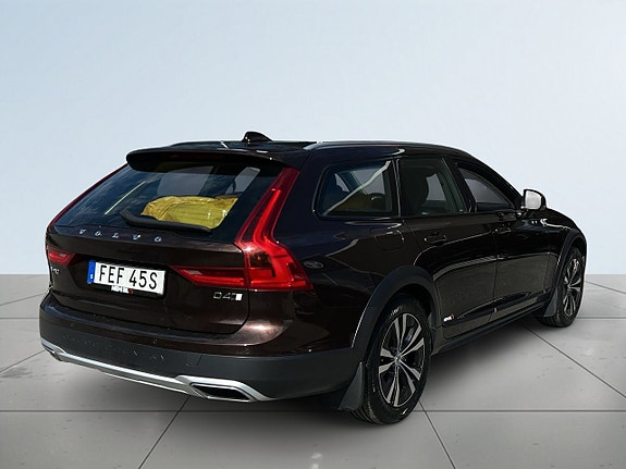 Volvo V90 Cross Country 6 of 19
