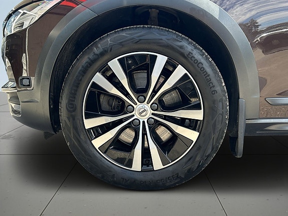 Volvo V90 Cross Country 14 of 19