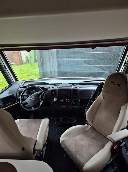 Pilote G740GJ 12 of 15