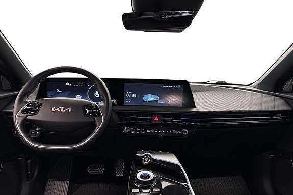 Kia EV6 8 of 11