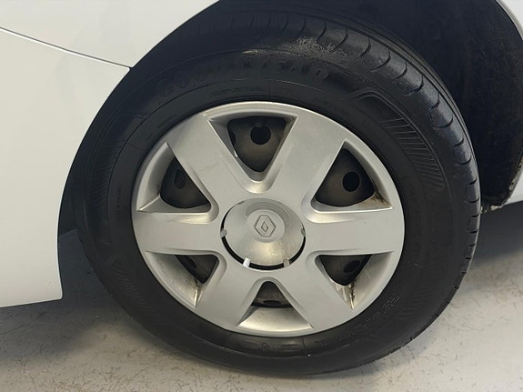 Renault Kangoo Express 16 of 22