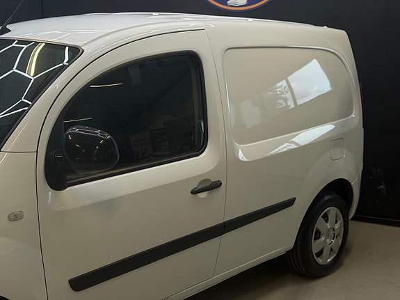 Renault Kangoo Express 14 of 22
