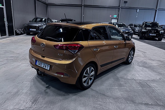 Hyundai i20 6 of 16