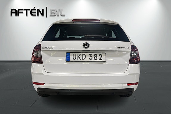 Skoda Octavia 9 of 25