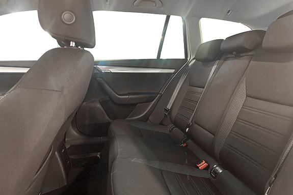 Skoda Octavia 16 of 25