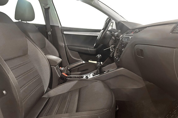 Skoda Octavia 14 of 25